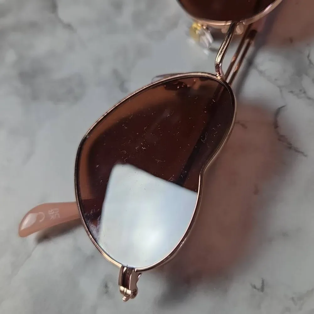 Foster Grant Heart Sunglasses‎